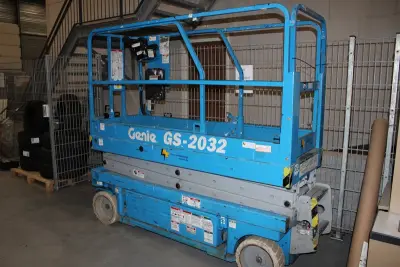 Faillissement van Mackelenbergh Electro BV 2 Kavels M012-M214 – veiling bij HNVI, 's-Hertogenbosch
