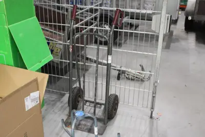 Steekwagen FORT met luchtbanden – kavel bij HNVI, 's-Hertogenbosch
