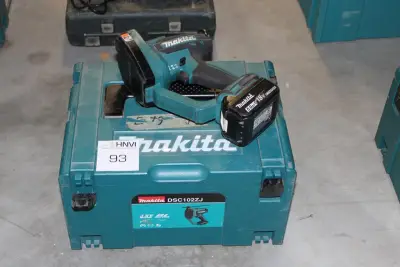Accu draadeindknipper MAKITA DSC102 met accu en kunststoffen koffer – kavel bij HNVI, 's-Hertogenbosch