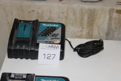 Acculader MAKITA DC18RC – kavel bij HNVI, 's-Hertogenbosch