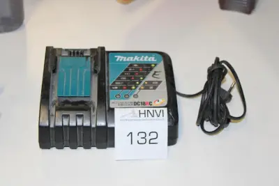 Acculader MAKITA DC18RC – kavel bij HNVI, 's-Hertogenbosch