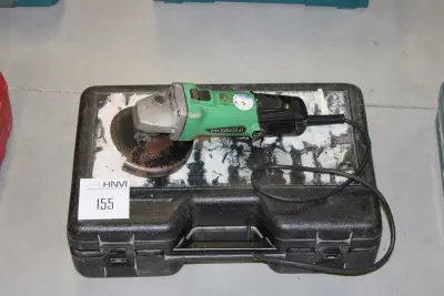 Haakse slijptol HITACHI NN met koffer – kavel bij HNVI, 's-Hertogenbosch