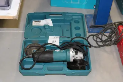 Haakse slijptol MAKITA GA5040R met offer – kavel bij HNVI, 's-Hertogenbosch