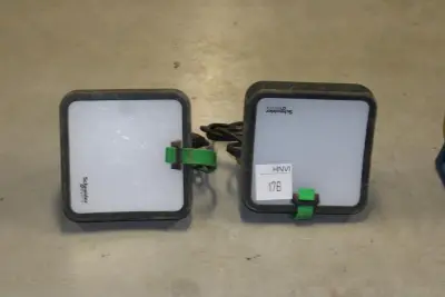 Twee led bouwlampen SCHNEIDER Electric – kavel bij HNVI, 's-Hertogenbosch