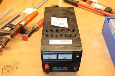 Regelbare DC werkplaatsvoeding VOLTCRAFTEV-925 – kavel bij HNVI, 's-Hertogenbosch