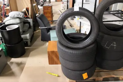 Vier zomerbanden CONTINENTAL, 235/50 R19 V XL – kavel bij HNVI, 's-Hertogenbosch