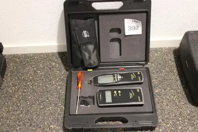 Kabeltester en kabelzoeker UNITEST in kunststoffen koffer. Voedingskabel ontbreekt – kavel bij HNVI, 's-Hertogenbosch
