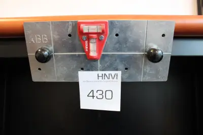 Mal ABB v.v. waterpas – kavel bij HNVI, 's-Hertogenbosch