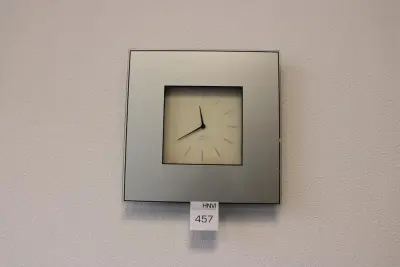 Wandklok FRESCO, afm. 40 x 40 cm – kavel bij HNVI, 's-Hertogenbosch