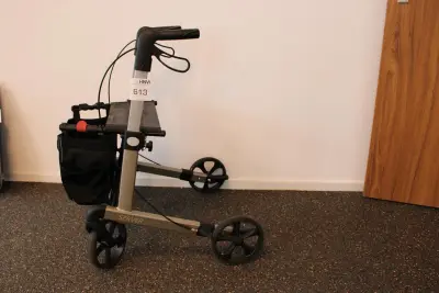 Rollator REHASENSE inklapbaar – kavel bij HNVI, 's-Hertogenbosch