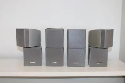Vier dubbel BOSE speakers, draaibaar – kavel bij HNVI, 's-Hertogenbosch