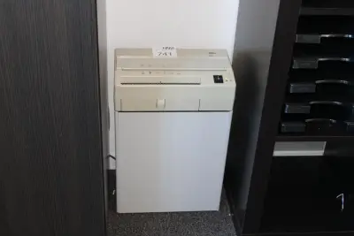 Papiervernietiger IDEAL 2000 – kavel bij HNVI, 's-Hertogenbosch