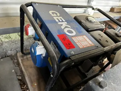 Stromaggregat Geko 6400 ED – kavel bij NetBid, Wandsbek