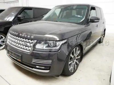 1 Land Rover Range Rover – kavel bij Zoll-Auktion, Berlin