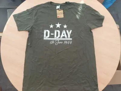 1 T-Shirt, Marke B&C, Größe XL, grün mit Print – kavel bij Zoll-Auktion, Isernhagen