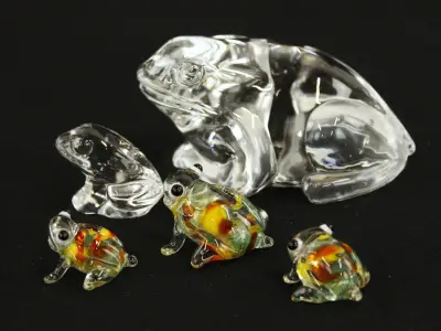 Hadeland Kikkerfiguren in helder/kleurrijk glas – kavel bij De Kringwinkel, Antwerpen