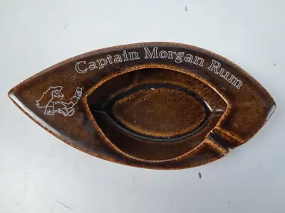 Vintage Captain Morgan Rum asbak – kavel bij De Kringwinkel, Waardamme