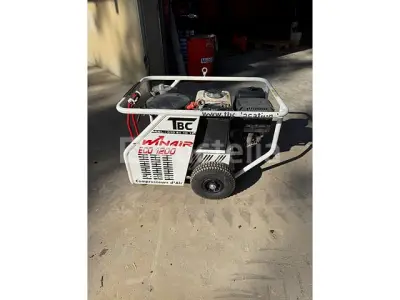 Auctelia: Mini graafmachine, Ancestor-auto, Gereedschap – veiling bij Auctelia