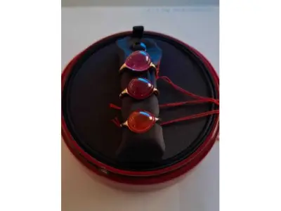 3 unterschiedliche Ringe *** 9 K Gelbgold *** mit Besatz Farbsteine** Pomellato – kavel bij Zoll-Auktion, München