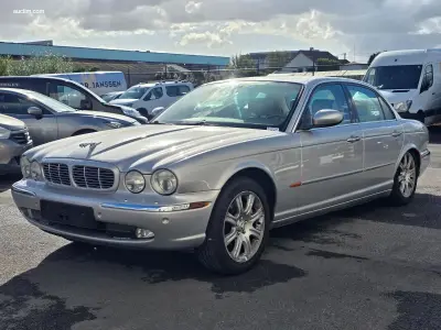 Jaguar XJ Sovereign 2004 – kavel bij Auctim, Aartselaar
