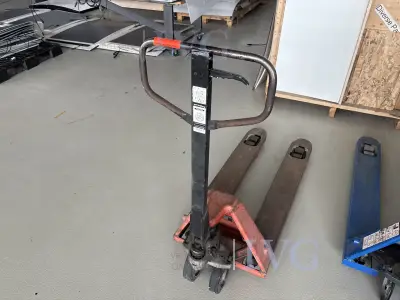 Gabelhubwagen LINDE M20 – kavel bij IVG, München