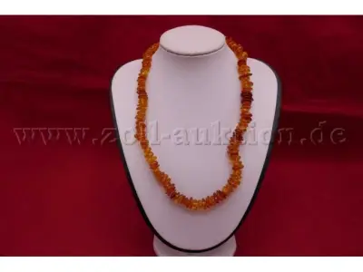 1 Kette mit Bernstein; 41 cm – kavel bij Zoll-Auktion, Paderborn