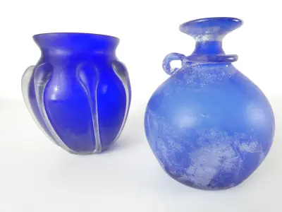 Set van 2 Kobaltblauwe glazen Vazen – kavel bij De Kringwinkel, Heverlee