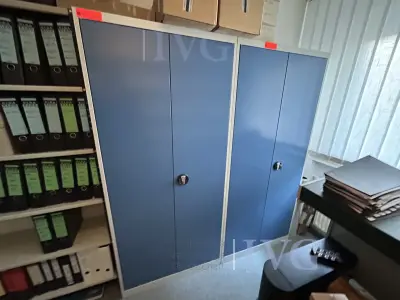 Stalen kasten (blauw) – kavel bij IVG, Bielefeld