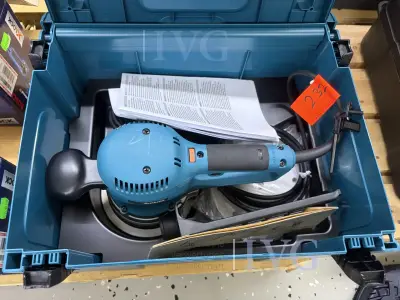 Exzenterschleifer MAKITA BO6030JX – kavel bij IVG, Bielefeld
