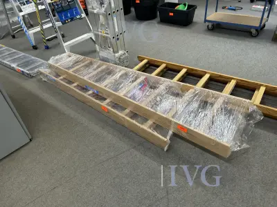 Holz-Stehleiter ZARGES – kavel bij IVG, Bielefeld