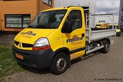 RENAULT UDC1G6 KIPPER bedrijfsauto - Kenteken: 6-VTZ-37 – kavel bij ProVeiling, Emmeloord