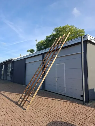 Houten ladder, 2x20 – kavel bij Onlineveilingmeester, Wijk en Aalburg
