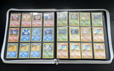 Ca. 131x Authentieke vintage Pokémon-kaarten – kavel bij Onlineveilingmeester, Groningen