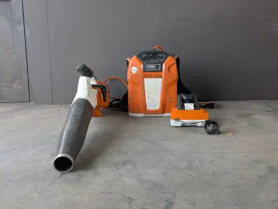 Ruggedragen Accu en Bladblazer, STIHL, AR3000L & BGA200 – kavel bij Onlineveilingmeester, Wijk en Aalburg