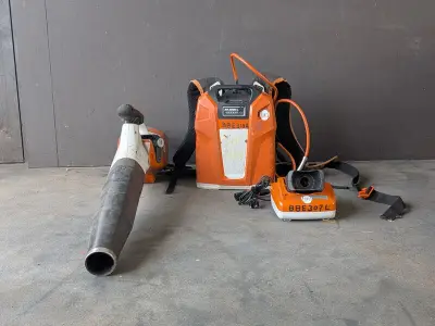 Ruggedragen Accu en Bladblazer, STIHL, AR3000L & BGA200 – kavel bij Onlineveilingmeester, Wijk en Aalburg