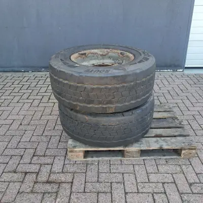 2x Vrachtwagen band, BFGoodrich, Route Control – kavel bij Onlineveilingmeester, Wijk en Aalburg