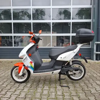 Elektrische snorscooter, Govecs, GO! 2.4, 2013 – kavel bij Onlineveilingmeester, Wijk en Aalburg