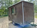 1-Achs-Baustellen-/Waldarbeiterschutzwagen Martens 350 S – kavel bij VEBEG, Roding