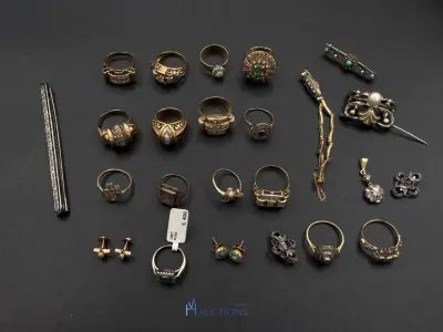 Partij antieke 9 karaat gouden juwelen – kavel bij VH Auctions