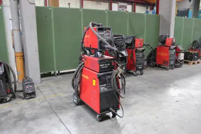 Poste à souder semi-automatique Mig Mag Castolin Eutectic derby 425 DS II – kavel bij Trans Executive