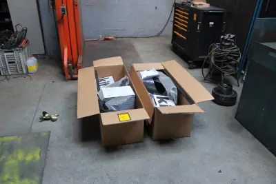 2 chariots de transport pour poste à souder – kavel bij Trans Executive