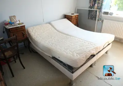 Meubelset – kavel bij Clicpublic, Nivelles