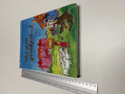 Sprookjes boek (*2) – kavel bij GSD Auctions, Zoeterwoude