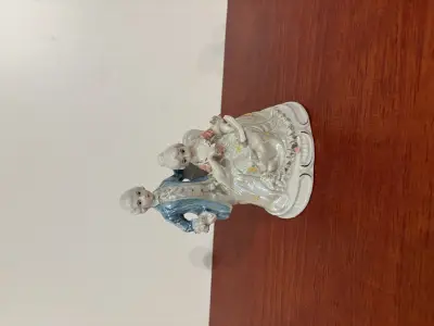 Keramieken Beeldjes Nummer 16 Rococo koppel – kavel bij GSD Auctions, Zoeterwoude