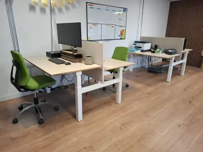 2x Duo-bureau, in hoogte verstelbaar – kavel bij Onlineveilingmeester, Hoogeveen