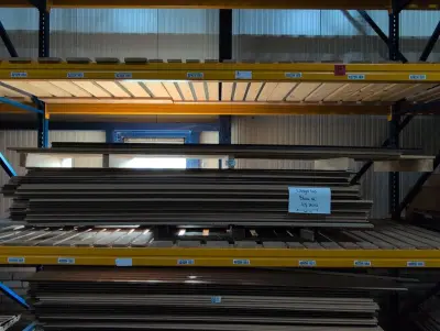 Partij akoestische panelen met vingerlas – kavel bij Onlineveilingmeester, Hoogeveen