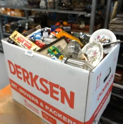 Partij divers in doos – kavel bij ProVeiling, Wageningen
