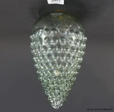 Grote hanglamp met druiventros motief – kavel bij ProVeiling, Wageningen
