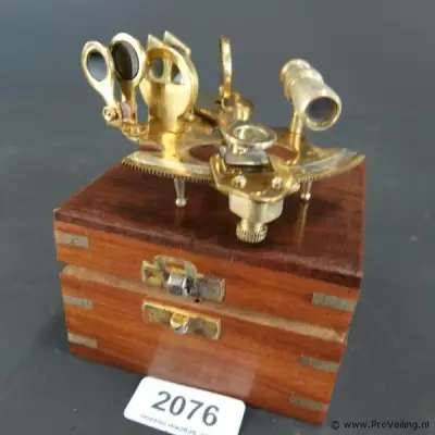 Messing sextant – kavel bij ProVeiling