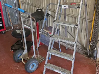 (5x) Werkplaatsuitrusting Escalo, Big Red,… – kavel bij Auctim, Blegny